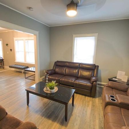 Large 6Br, 2 Bath In Niagara Falls Eksteriør bilde