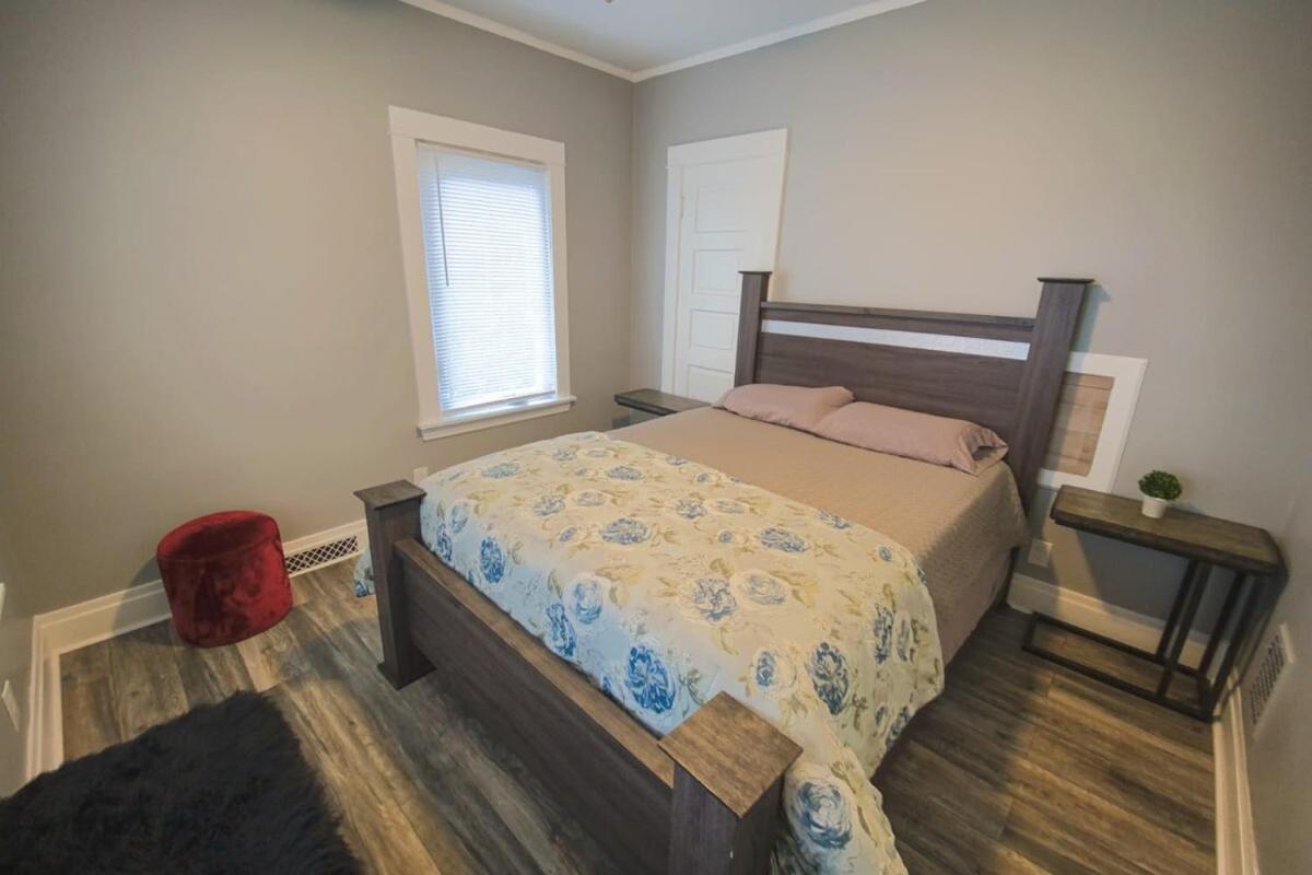 Large 6Br, 2 Bath In Niagara Falls Eksteriør bilde